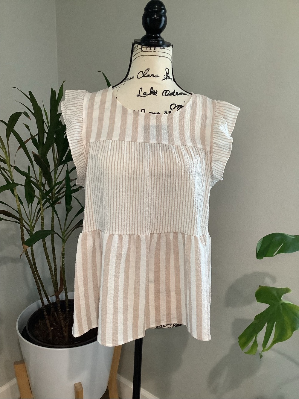 Cream Stripe Flutter Sleeve Peplum Tunic NWT
